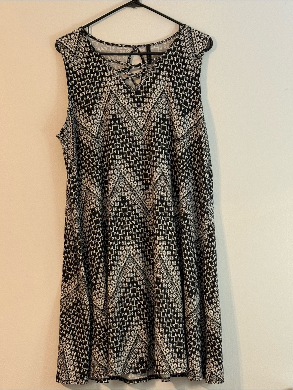 new directions Black and White Geometric Lace-Up Midi Dress